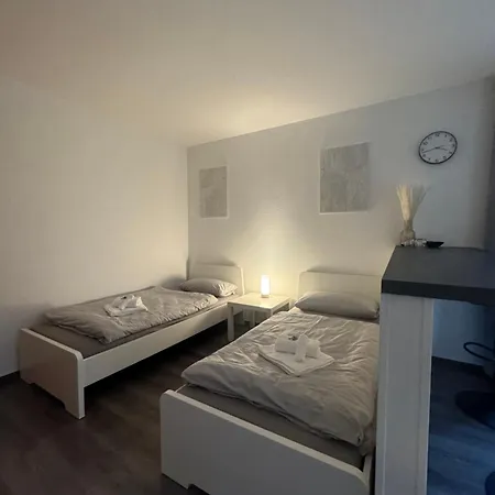 Apartment Mit Terrasse Appartamento Vechelde